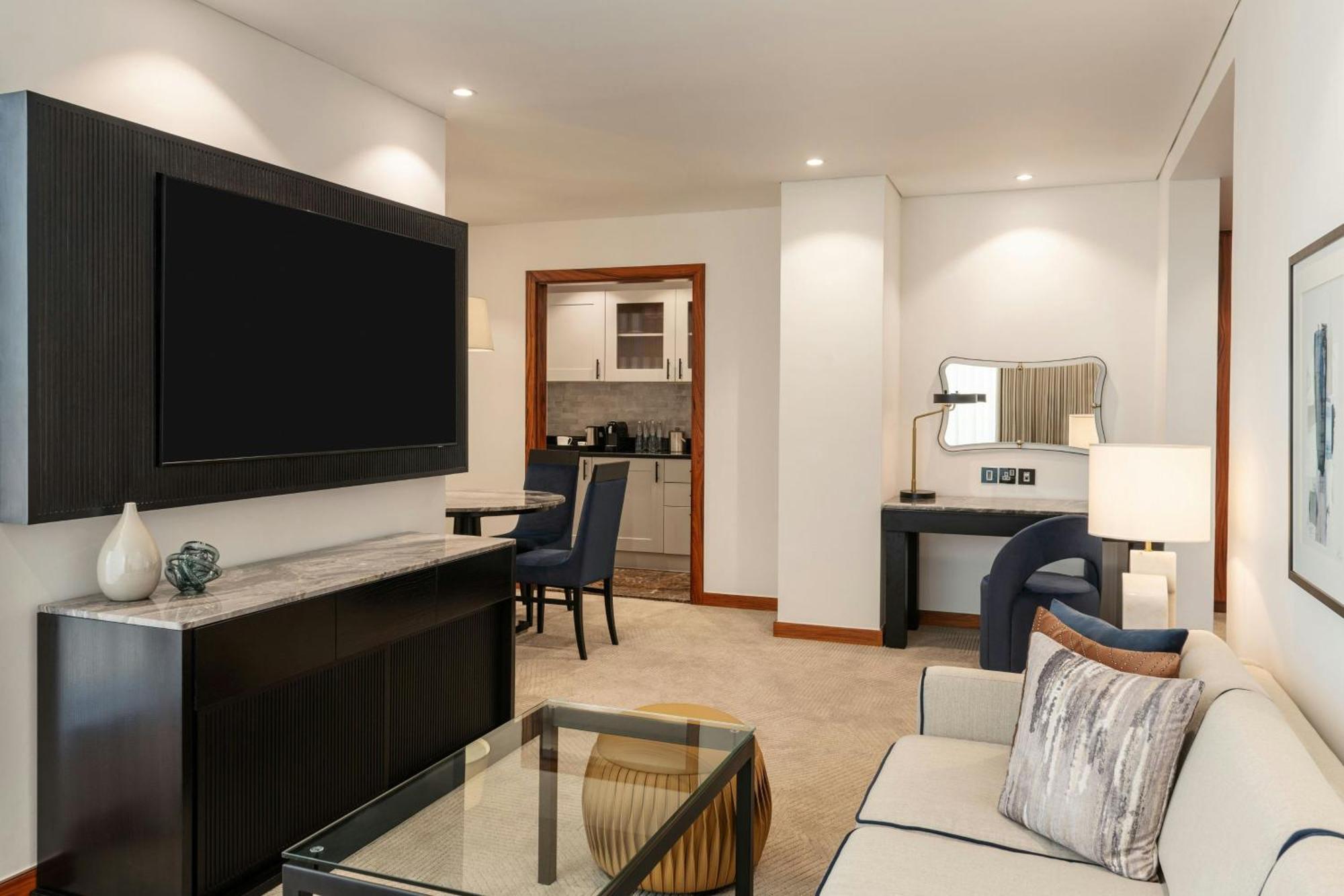 Hotel Grosvenor House Hotel&apartments 5*